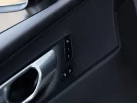 Volvo XC60 2.0 T6 Plug-in hybrid AWD Plus Dark , Panoramadak, Keyless entry, Carplay, thumbnail 24