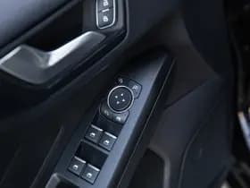 Ford Focus 1.0 EcoBoost ST Line Business , Cruise control, NL-auto, Navi thumbnail 18