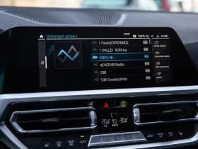 BMW 3-serie 320e Business Edition Plus , Panoramadak, Leer, Carplay, thumbnail 16