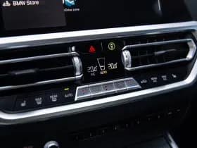 BMW 3-serie 320e Business Edition Plus , Panoramadak, Leer, Carplay, thumbnail 20