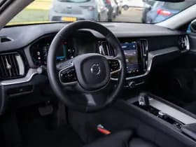 Volvo V60 2.0 B3 Plus Bright , Panoramadak, Harman/Kardon, Adap. cruise, thumbnail 4