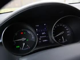 Toyota C-HR 1.8 Hybrid Dynamic , Achteruitrijcamera, Keyless thumbnail 10