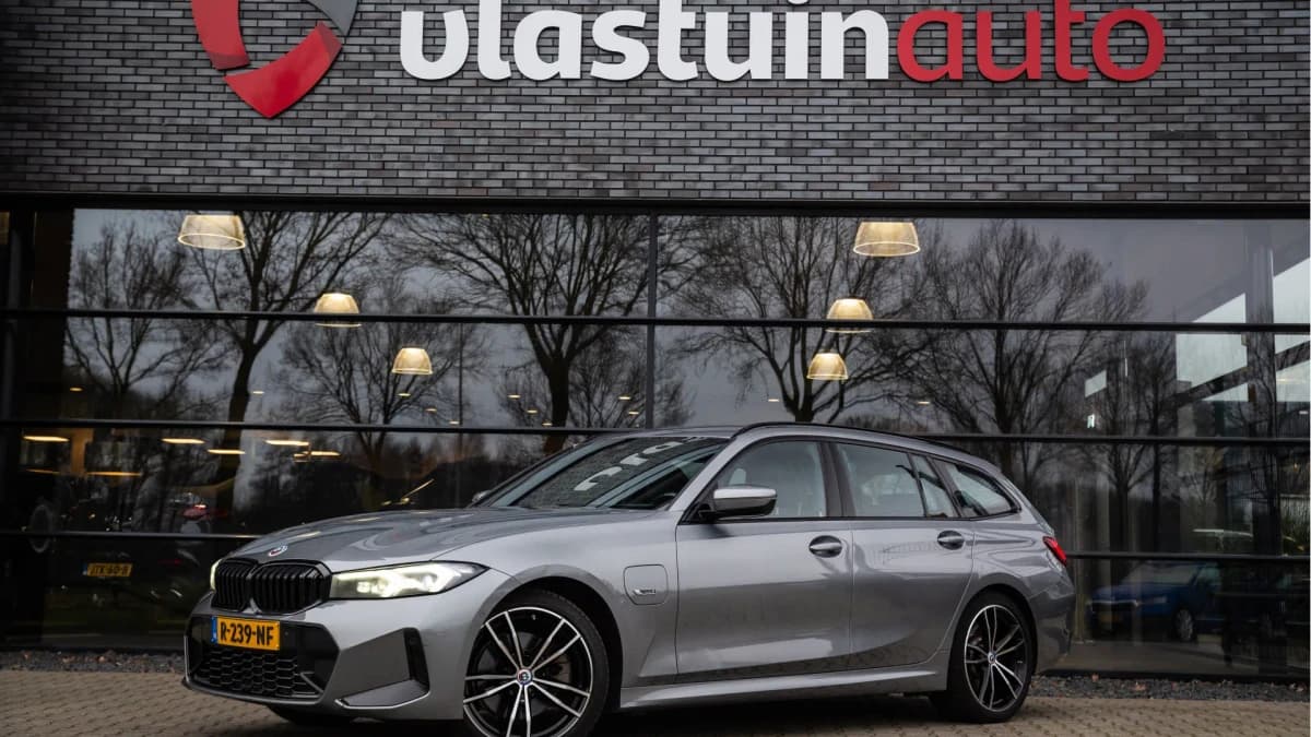 BMW 3 Serie Touring 320e M-Sport , Nieuwe model! Cruise control, Sfeerverlichting, Achteruitrijcamera, — foto 1