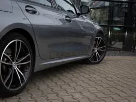 BMW 3 Serie Touring 320e M-Sport , Nieuwe model! Cruise control, Sfeerverlichting, Achteruitrijcamera, thumbnail 7