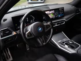BMW 3 Serie Touring 320e M-Sport , Nieuwe model! Cruise control, Sfeerverlichting, Achteruitrijcamera, thumbnail 9