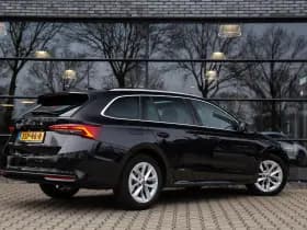 Škoda Octavia Combi 1.5 TSI MHEV Business Edition , Panoramadak, Carplay, Stoel/stuurverwarming, thumbnail 2