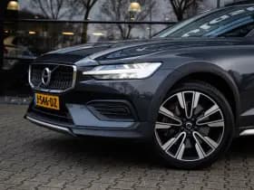 Volvo V60 Cross Country 2.0 T5 AWD Pro , Panoramadak, Harman/Kardon, Adap. cruise, thumbnail 8