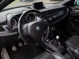 Alfa Romeo Giulietta 1.7 TBi Quadrifoglio Verde , Panoramadak, Cruise control, Goed onderhouden! thumbnail 5