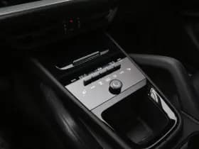 Porsche Cayenne Coupé 3.0 E-Hybrid , Panoramadak, Bijrijdersdisplay, Trekhaak, Sport Design, Origineel NL thumbnail 11