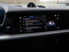 Porsche Cayenne Coupé 3.0 E-Hybrid , Panoramadak, Bijrijdersdisplay, Trekhaak, Sport Design, Origineel NL thumbnail 19