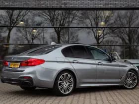 BMW 5 Serie M550i xDrive M-Sport , 4-wielsturing, Panoramadak, Harman/Kardon, Adap. cruise, thumbnail 2