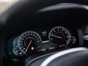 BMW 5 Serie M550i xDrive M-Sport , 4-wielsturing, Panoramadak, Harman/Kardon, Adap. cruise, thumbnail 6