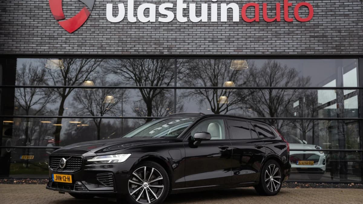 Volvo V60 2.0 T6 Plug-in hybrid AWD Plus Bright , Panoramadak, Adap. cruise, Stoel/stuurverwarming, — foto 1