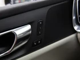 Volvo V60 2.0 T6 Plug-in hybrid AWD Plus Bright , Panoramadak, Adap. cruise, Stoel/stuurverwarming, thumbnail 22