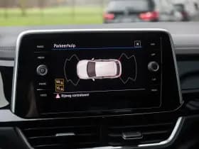 Volkswagen T-Roc 1.5 TSI R-Line , Adaptive cruise, Trekhaak, Apple Carplay thumbnail 15