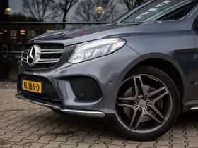 Mercedes-Benz GLE 500 e 4MATIC , Panoramadak, Luchtvering, AMG-Line thumbnail 4