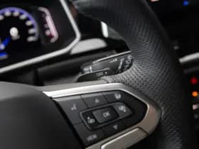 Volkswagen T-Roc 1.5 TSI R-Line Edition , Ascot Grijs, Adap. cruise, Stoel/stuurverwarming, thumbnail 11