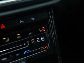 Volkswagen T-Roc 1.5 TSI R-Line Edition , Ascot Grijs, Adap. cruise, Stoel/stuurverwarming, thumbnail 20