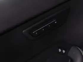 Jaguar E-Pace 1.5 P300e AWD R-Dynamic SE , Panoramadak, Leer, Carplay, thumbnail 24