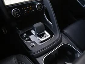 Jaguar E-Pace 1.5 P300e AWD R-Dynamic SE , Panoramadak, Leer, Carplay, thumbnail 6