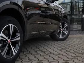 Jaguar E-Pace 1.5 P300e AWD R-Dynamic SE , Panoramadak, Leer, Carplay, thumbnail 9