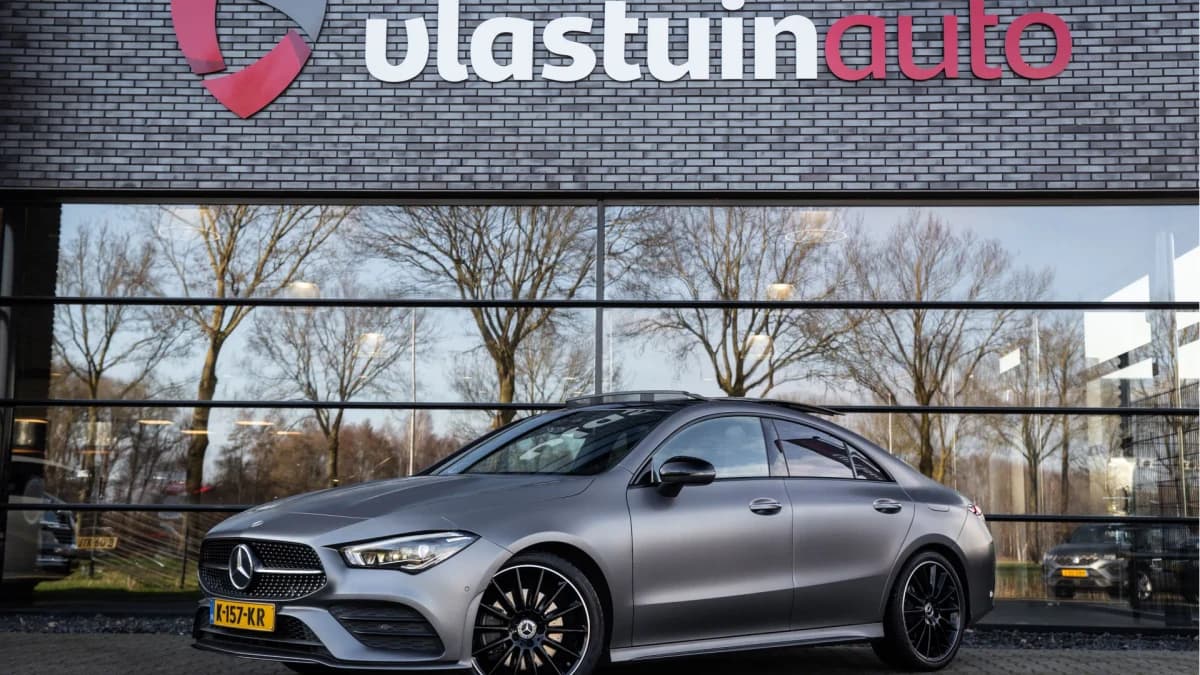 Mercedes-Benz CLA-Klasse 200 Premium Plus AMG , Panoramadak, Burmester, Head-up display, Vol! — foto 1