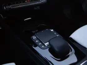 Mercedes-Benz CLA-Klasse 200 Premium Plus AMG , Panoramadak, Burmester, Head-up display, Vol! thumbnail 23