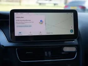 Audi A4 Avant 1.8 TFSI Business Edition , Stoelverwarming, Panoramadak, Apple Carplay, Keyless entry thumbnail 19