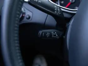 Audi A4 Avant 1.8 TFSI Business Edition , Stoelverwarming, Panoramadak, Apple Carplay, Keyless entry thumbnail 6