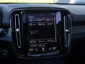 Volvo XC40 2.0 T4 AWD Inscription , Panoramadak, Trekhaak, Harman/Kardon, thumbnail 13