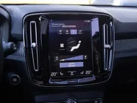 Volvo XC40 2.0 T4 AWD Inscription , Panoramadak, Trekhaak, Harman/Kardon, thumbnail 17
