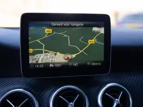 Mercedes-Benz A-Klasse 180 Business Solution AMG Upgrade Edition , Stoelverwarming, Camera, Led, NAP thumbnail 13