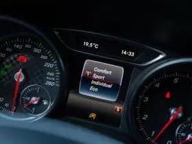 Mercedes-Benz A-Klasse 180 Business Solution AMG Upgrade Edition , Stoelverwarming, Camera, Led, NAP thumbnail 18