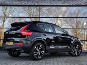Volvo XC40 2.0 T4 R-Design , Panoramadak, Adap. cruise, Harman/Kardon, thumbnail 2