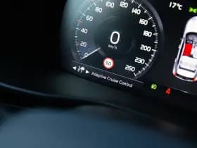 Volvo XC40 2.0 T4 R-Design , Panoramadak, Adap. cruise, Harman/Kardon, thumbnail 14