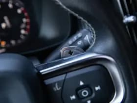 Volvo XC40 2.0 T4 R-Design , Panoramadak, Adap. cruise, Harman/Kardon, thumbnail 24