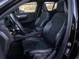 Volvo XC40 2.0 T4 R-Design , Panoramadak, Adap. cruise, Harman/Kardon, thumbnail 4