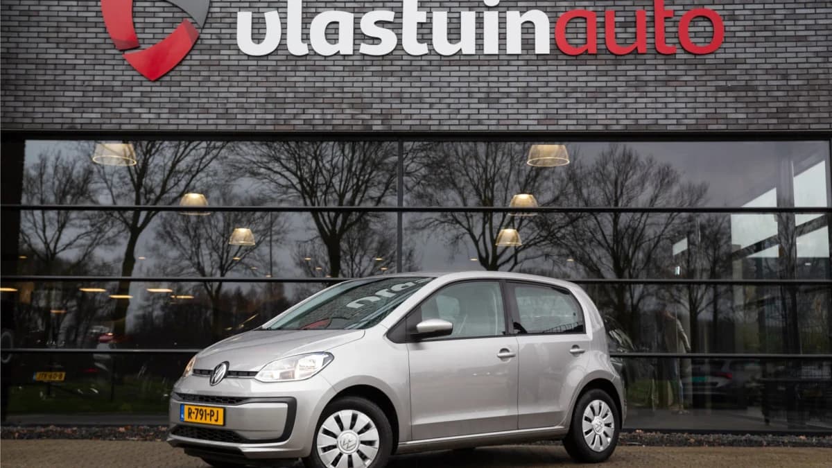 Volkswagen Up! 1.0 — foto 1