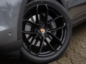 Porsche Cayenne 3.0 E-Hybrid , Sport Chrono, Luchtvering, Softclose, HUD, Pano, thumbnail 47