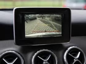 Mercedes-Benz GLA 180 Ambition , Trekhaak, Leer, Achteruitrijcamera thumbnail 12