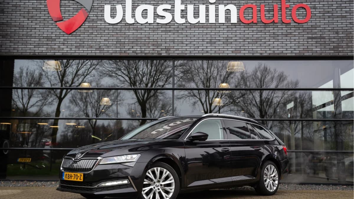 Škoda Superb Combi 1.4 TSI iV Business , Memory, Canton, Carplay, Camera — foto 1