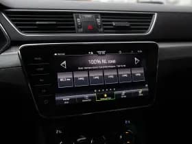 Škoda Superb Combi 1.4 TSI iV Business , Memory, Canton, Carplay, Camera thumbnail 13