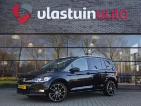 Volkswagen Touran 1.5 TSI Highline 7p , Adap. cruise, Trekhaak, Carplay, Stoel/stuurverwarming,