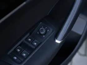 Volkswagen Touran 1.5 TSI Highline 7p , Adap. cruise, Trekhaak, Carplay, Stoel/stuurverwarming, thumbnail 28