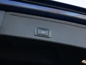 Audi A4 Avant 35 TDI Launch edition S-line , Sportstoelen, Camera, Virtual Cockpit, thumbnail 26