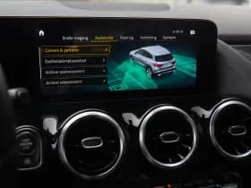 Mercedes-Benz GLA 200 AMG Line , Trekhaak, Achteruitrijcamera, Stoelverwarming, thumbnail 16