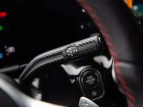 Mercedes-Benz GLA 200 AMG Line , Trekhaak, Achteruitrijcamera, Stoelverwarming, thumbnail 6