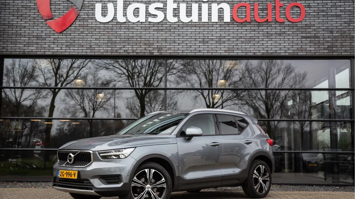Volvo XC40 1.5 T3 Momentum , Achteruitrijcamera, Cruise control, Navigatie, — foto 1