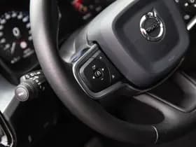 Volvo XC40 1.5 T3 Momentum , Achteruitrijcamera, Cruise control, Navigatie, thumbnail 11