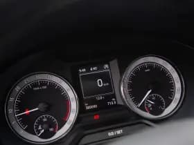 Škoda Octavia Combi 1.6 TDI Greentech Edition Businessline , Panoramadak, Trekhaak, Achteruitrijcamera, thumbnail 11